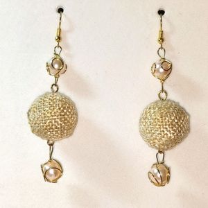 Dangle Pearl Earrings